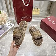 Gucci Women's GG platform sandal brown 01 - 4