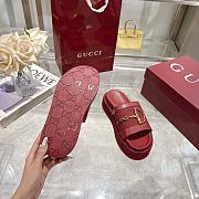 Gucci Women's GG platform sandal red - 3