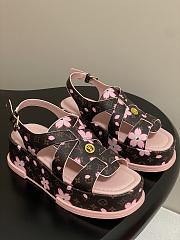 Louis Vuitton sandals 09 - 1