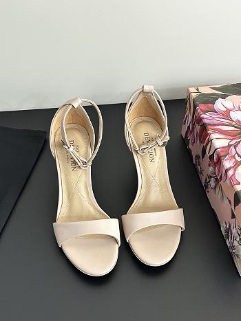 Dolcegabbana heels beige