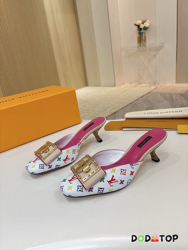 Louis Vuitton slides 02 - 1