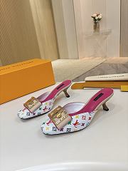 Louis Vuitton slides 02 - 1