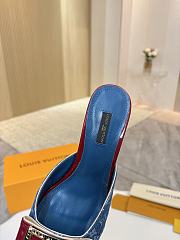 Louis Vuitton slides 05 - 6