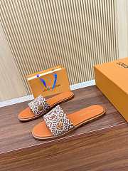 Louis Vuitton 1AHM67 Lily Flat Mule brown - 2