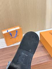 Louis Vuitton 1AHM67 Lily Flat Mule blue - 6