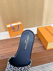 Louis Vuitton 1AHM67 Lily Flat Mule blue - 4