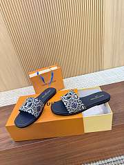 Louis Vuitton 1AHM67 Lily Flat Mule blue - 3