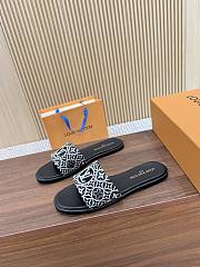 Louis Vuitton 1AHM67 Lily Flat Mule black - 2