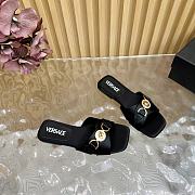 Versace Medusa satin flat sandals black - 6