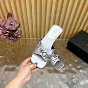 Versace Medusa satin flat sandals light grey  - 3