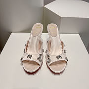 Christian Louboutin beige heels 02 - 1