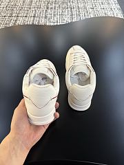 Louis Vuitton Sneaker white men - 3
