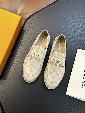 Louis Vuitton Estate Loafer off white Men