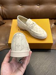Louis Vuitton Estate Loafer off white Men - 6