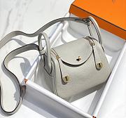 Hermès Lindy bag 19cm off white color- AA - 3