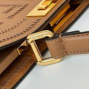 Fendi Peekaboo Soft Medium Cappuccino-coloured leather bag with FF interlacing size 33x25.5x10cm - 5