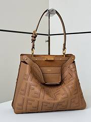 Fendi Peekaboo Soft Medium Cappuccino-coloured leather bag with FF interlacing size 33x25.5x10cm - 3
