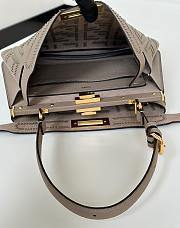 Fendi Peekaboo gray Soft Medium Cappuccino-coloured leather bag with FF interlacing size 33x25.5x10cm - 3