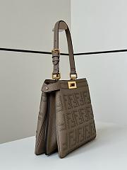 Fendi Peekaboo gray Soft Medium Cappuccino-coloured leather bag with FF interlacing size 33x25.5x10cm - 2