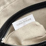 Bottega Veneta Intrecciato small camera bag black size 24.5x15x6cm - 4