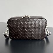 Bottega Veneta Intrecciato small camera bag brown size 24.5x15x6cm - 1
