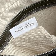 Bottega Veneta Intrecciato small camera bag size 24.5x15x6cm - 4