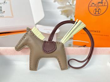 HERMES Rodeo Charm 02