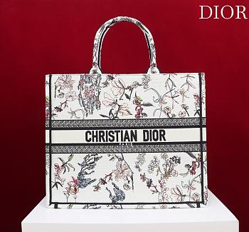 Dior Book Tote large bag size 41x35x18cm - 01