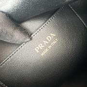 Prada buckled leather bucket bag black size 26.5x29x18cm - 6