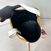 Prada buckled leather bucket bag white size 26.5x29x18cm - 2