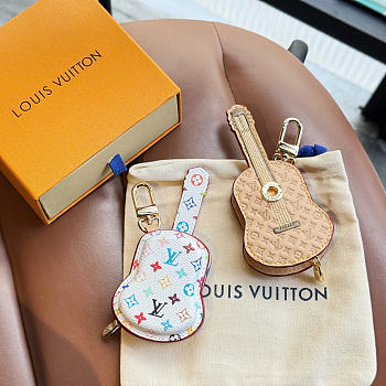 Louis Vuitton LV Keychain 14.5×7×3cm - 01