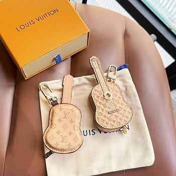 Louis Vuitton LV Keychain 14.5×7×3cm - 02