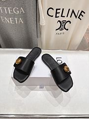 Loewe Pebble slide in soft calfskin black - 2