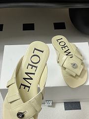 LOEWE Toy Panta Toe Post white sandals - 3