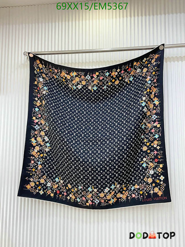 LV Scarf 07 - 1