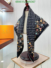 LV Scarf 07 - 6