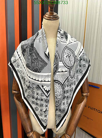 LV Scarf 16