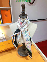LV Scarf 18 - 5