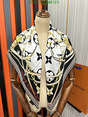 LV Scarf 23 - 6