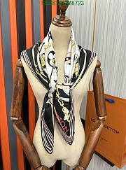LV Scarf 23 - 5