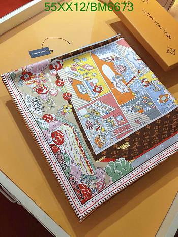 LV Scarf 30