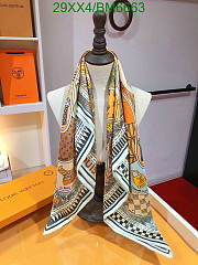 LV Scarf 31 - 5