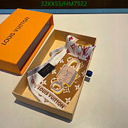 LV Scarf 41 - 5