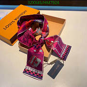 LV Scarf 44 - 5