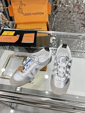 Louis Vuitton Unisex 1AHNEG Sneakerina - 05
