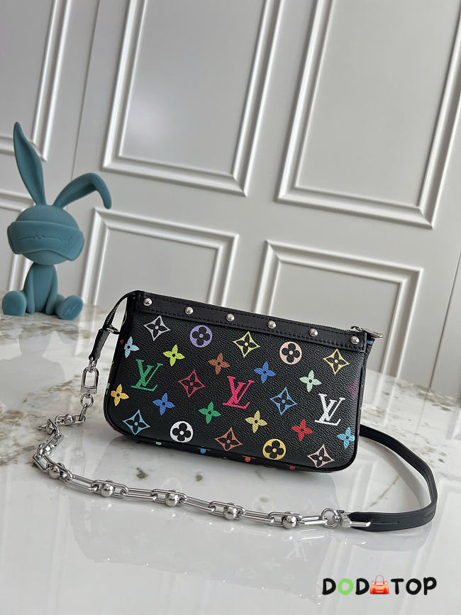 LV Pochette Accessoires Monogram bag size 13 x 4 x 22CM - 1