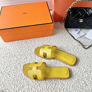 Hermès Oasis yellow sandals - 2
