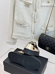 Chanel trainers gold sneaker - 01 - 2