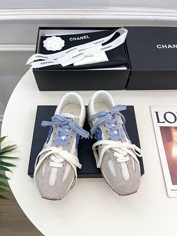 Chanel sneaker white women - 03