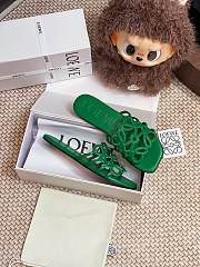 LOEWE Petal Anagram leather slides green - 5